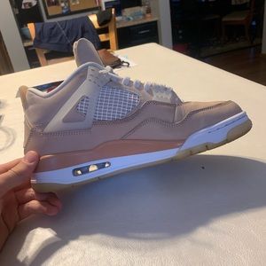 Jordan 4 Shimmers Size 11.